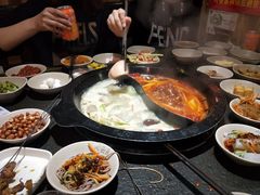 -火云天重庆火锅自助(中山路店)