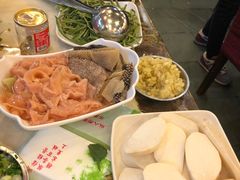 -朱氏胖子烂火锅(洪崖洞店)