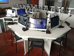 -浙江越秀外国语学院