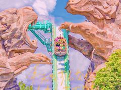 -七彩云南欢乐世界