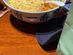 -李犟大爆鳝面·手工蟹黄包(湖滨西湖店)