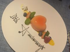 -弦月窗LUNETTE BY AMANDA(复兴路店)