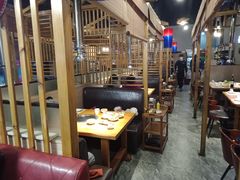 大堂-唯成•韩国炭火烤肉 유성고기