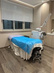 -医颜医疗美容门诊部