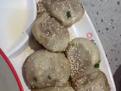 -小杨生煎(金山百联购物中心3楼店)