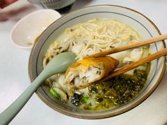 招牌黄鱼面-明呈黄鱼面馆(斜土路店)