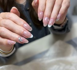 -UMl Nail 尤米美甲美睫半永久