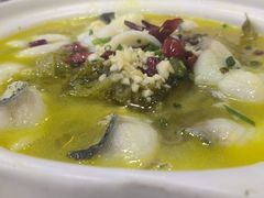 -江城燕子大排档(江汉路步行街店)