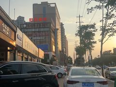 -寻钵记民菜馆·正宗常德钵子菜(滨湖路店)