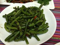 -香巴拉云南餐厅(华莱坞店)