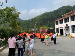 -雅鲁激流探险漂流