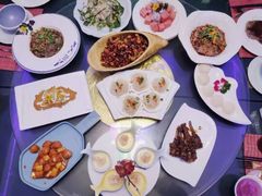 -忘忧草融合私房菜(红鼎国际店)