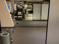 -深圳国际会展中心希尔顿酒店(前海华发冰雪世界店)
