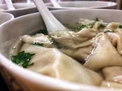 -周震馄饨