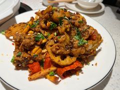 -三人行骨头王火锅(长寿店)