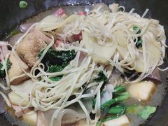 -万记麻辣烫国展总店