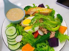 牛油果吞拿鱼沙拉-丽莎沙拉轻食餐厅(国贸店)