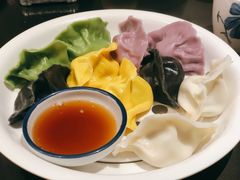 五味海鲜水饺拼盘-东莱馋房(陆家嘴店)
