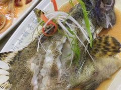 -四川小胡子海鲜(丁村万人海鲜广场店)