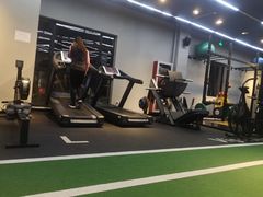 -Freedom Fitness私教健身俱乐部(徐虹北路店)