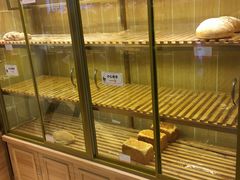 面包甜点陈列柜-BreadTalk面包新语·烘焙蛋糕(高德置地春广场店)