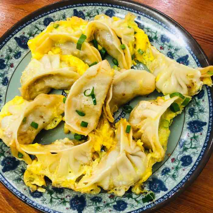 嵊州小吃-"盛泽匣子里面的做的小吃挺好吃的,味道挺不.