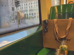 -文艺复兴百货(米兰大教堂广场店)