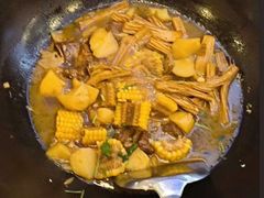 -70後铁锅炖(坡博总店)