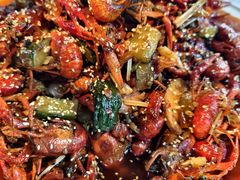-临界音乐酒馆·小龙虾·江湖菜(华熙LIVE·鱼洞店)