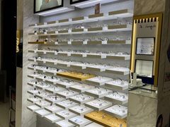 -宝岛眼镜·蔡司·依视路·青少儿近视防控验配中心(太白印象城店)