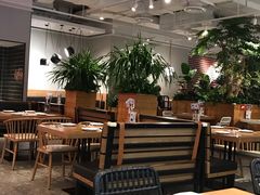 大堂-必胜客(百联又一城店)