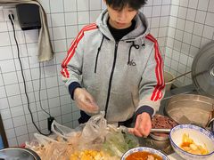 -叶新小吃店(来凤小区总店)