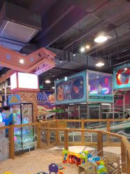 -卡通尼乐园(龙湖六合天街店)