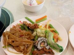-泉福居酱骨头自助广场(南大街商业步行街店)
