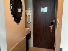 -香港华美达海景酒店