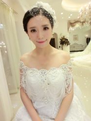 艾米丽新娘造型-艾米丽婚纱礼服