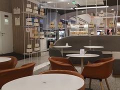 大堂-奈雪的茶(市百一店)