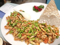 竹篇小河虾-大师傅金奖啤酒鱼(西街口总店)