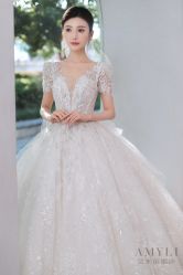 -艾米丽婚纱礼服