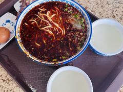 -吾穆勒蓬灰牛肉面·清真(北滨河中路店)