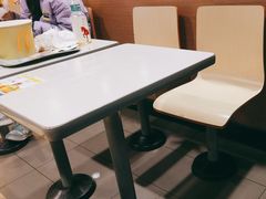 -麦当劳(轻轨曹杨路店)