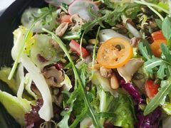 生菜果仁沙律-威尼斯西餐厅(东区店)