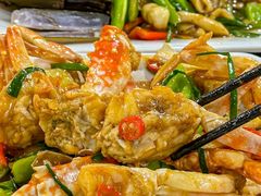 -岛中岛·海鲜大排档·万宁老字号(东澳店)