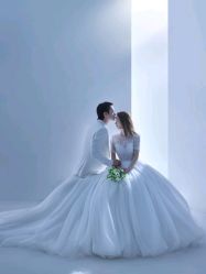 -城市花园婚纱摄影