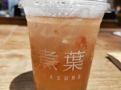 草莓煮白桃乌龙-煮叶(悠唐广场店)