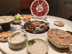 -左庭右院鲜牛肉火锅(新梅广场店)