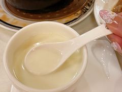 杏仁糖水-品香菜馆(旗峰路中侨大厦店)