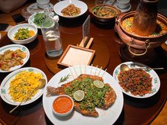 -一坐一忘云南菜(嘉里中心店)