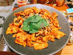 铁板章鱼五花肉-春熙台韩国料理·章鱼肥牛(西丽店)