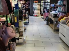 -纪念日百货(江西南昌店)